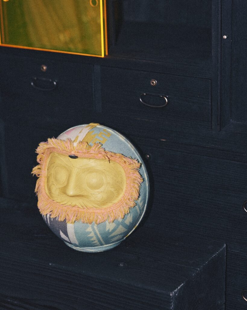 達磨 作品名 Soft Guardian